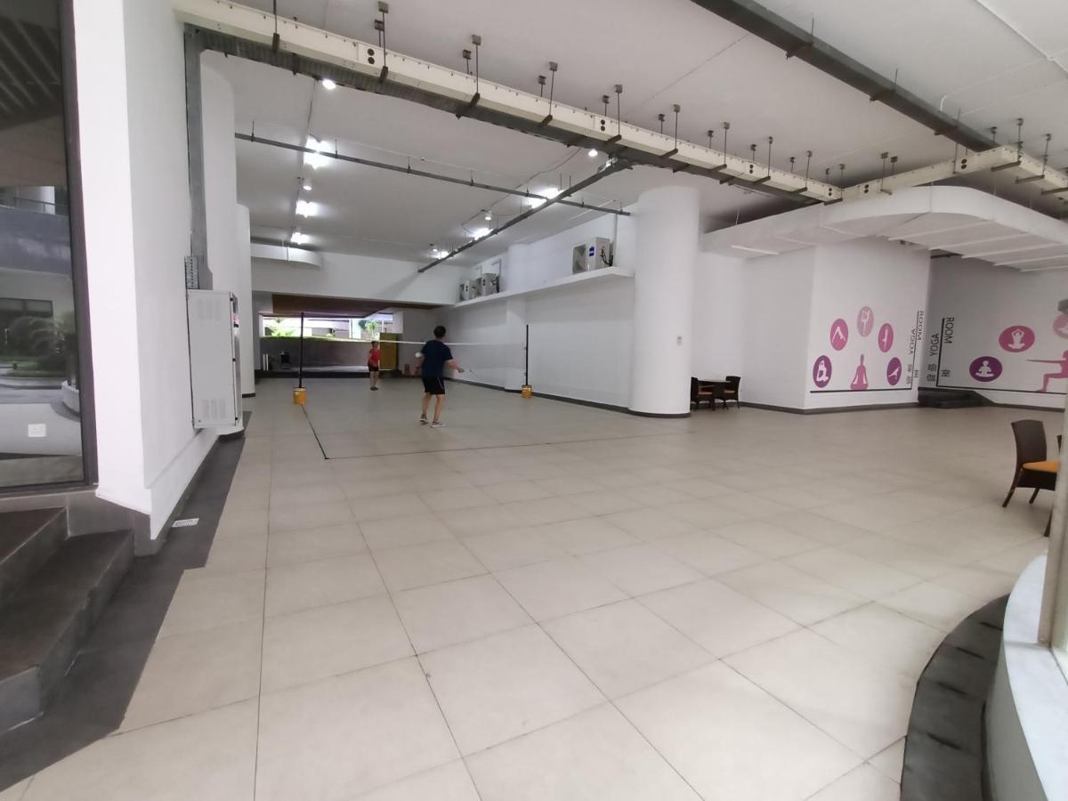 R&F Princess Cove Premium Homestay Famaily Τζόχορ Μπάχρου Εξωτερικό φωτογραφία